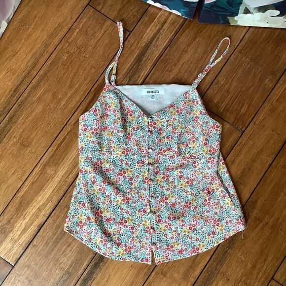 BB Dakota Floral Top - Picture 1 of 2